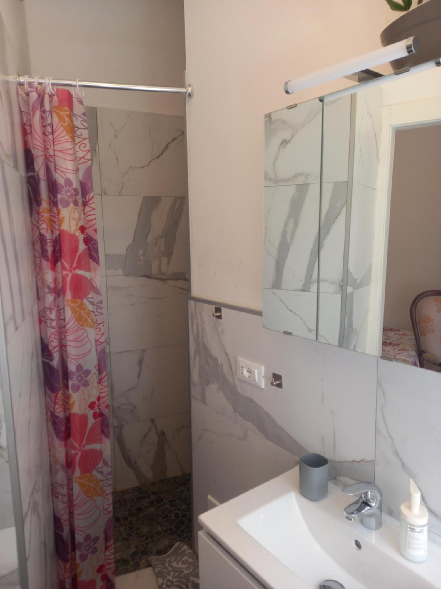 Minihouselarissa DiVérone Extérieur photo